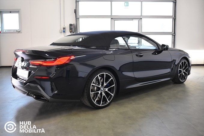 BMW M850i xDrive Cabrio